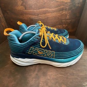 HOKA ONE ONE Bondi 6 Sneaker